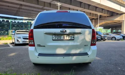 Kia Canival 2013, 202639 км, за 1946.99 USD