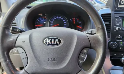 Kia Canival 2013, 202639 км, за 1946.99 USD - фото 7