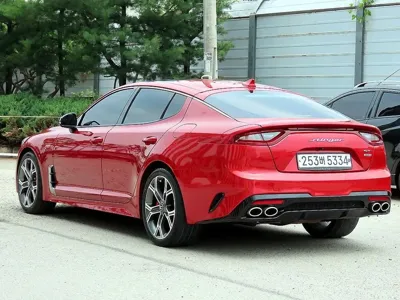Kia Stinger 2018, 92937 км, за 9058.68 USD