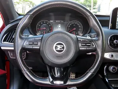 Kia Stinger 2018, 92937 км, за 9058.68 USD - фото 8