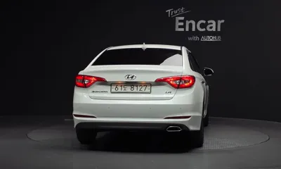 Hyundai Sonata 2015, 262875 км, за 2847.68 USD