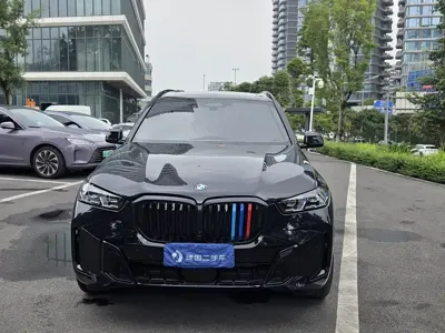 BMW X5 2026, 1400 км, за 88110.84 USD