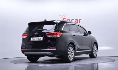 Kia Sorento 2016, 96179 км, за 9302.64 USD