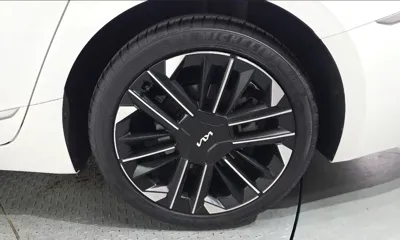 Kia K8 2025, 9786 км, за 23631.35 USD - фото 21