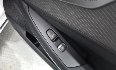 Kia K8 2025, 9786 км, за 23631.35 USD - фото 27