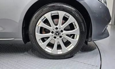 Mercedes-Benz E-Class 2018, 111091 км, за 14205.48 USD