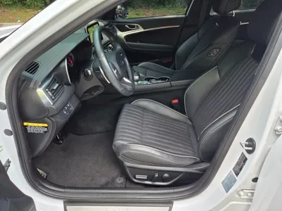 Genesis G70 2018, 86950 км, за 12406.46 USD - фото 9
