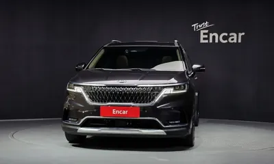 Kia Canival 2021, 51821 км, за 15426.18 USD
