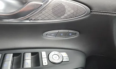 Genesis GV70 2022, 98203 км, за 30655.11 USD - фото 31