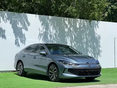 Volkswagen Lamando 2022, 55000 км, за 18977.72 USD