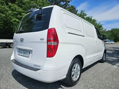 Hyundai Starex 2016, 252580 км, за 4266.77 USD