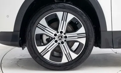 Mercedes-Benz EQB 2025, 5472 км, за 37416.31 USD