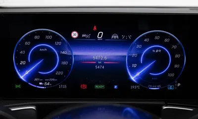 Mercedes-Benz EQB 2025, 5472 км, за 37416.31 USD - фото 8