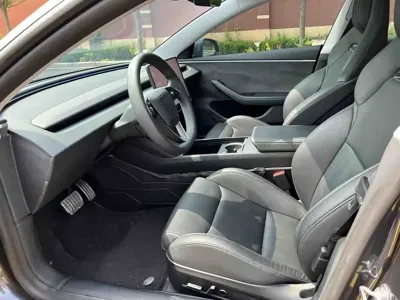 Tesla Model 3 2025, 20000 км, за 32250.49 USD
