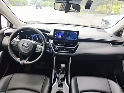 Toyota Corolla Cross 2023, 18800 км, за 12306.43 USD - фото 14