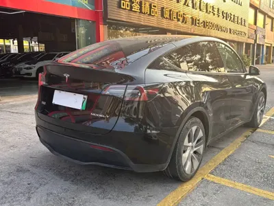 Tesla Model Y 2022, 43000 км, за 22472.11 USD - фото 7