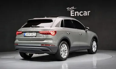Audi Q3 2023, 61151 км, за 30786.4 USD