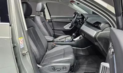 Audi Q3 2023, 61151 км, за 30553.76 USD - фото 12