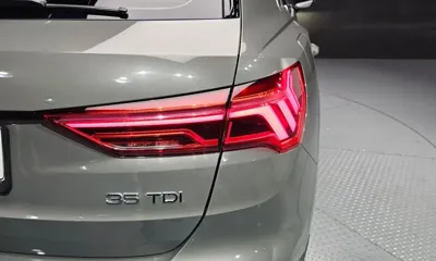 Audi Q3 2023, 61151 км, за 30553.76 USD - фото 23