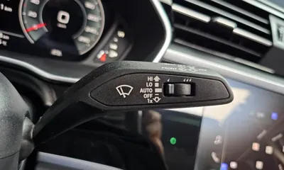 Audi Q3 2023, 61151 км, за 30553.76 USD - фото 28