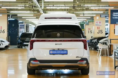 Kia Canival 2025, 15000 км, за 52028.37 USD