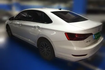 Volkswagen Sagitar 2021, 45199 км, за 10372 USD