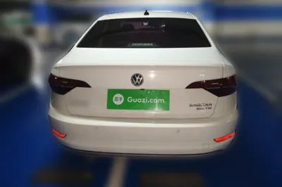 Volkswagen Sagitar 2021, 45199 км, за 10372 USD