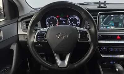 Hyundai Sonata 2019, 124579 км, за 7162.85 USD - фото 14