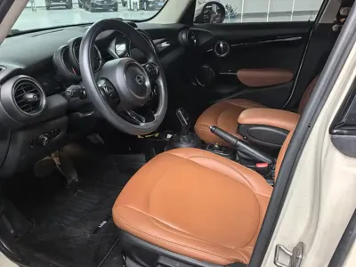 MINI MINI 2019, 70000 км, за 10089.82 USD