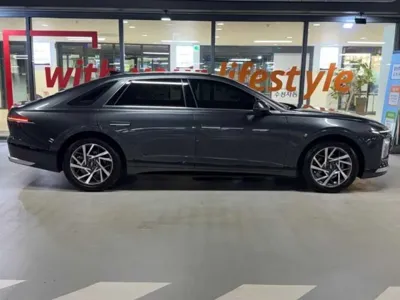 Hyundai Grandeur 2023, 18389 км, за 24423.47 USD