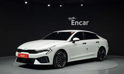 Kia K5 · 2026 год