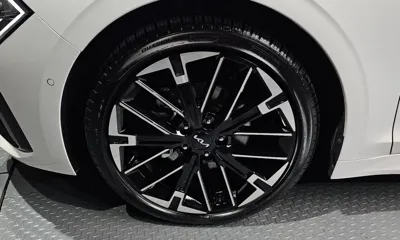 Kia K5 2026, 11878 км, за 19060.65 USD