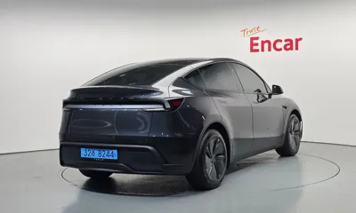 Tesla Model Y 2026, 4972 км, за 34853.44 USD