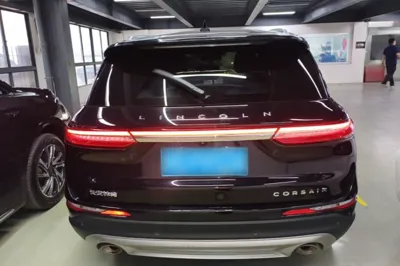 Lincoln Corsair 2022, 65600 км, за 19049 USD
