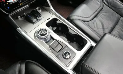 Ford Explorer 2023, 20200 км, за 31318.13 USD - фото 9