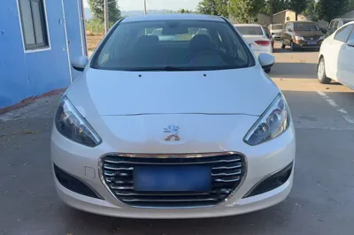 Peugeot 308 2014, 115900 км, за 3691 USD