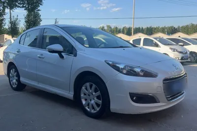 Peugeot 308 2014, 115900 км, за 3691 USD