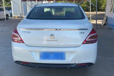 Peugeot 308 2014, 115900 км, за 3691 USD