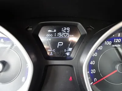 Hyundai Avante 2012, 119000 км, за 2593.77 USD - фото 7
