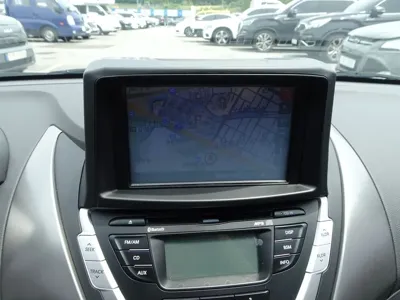 Hyundai Avante 2012, 119000 км, за 2593.77 USD - фото 10