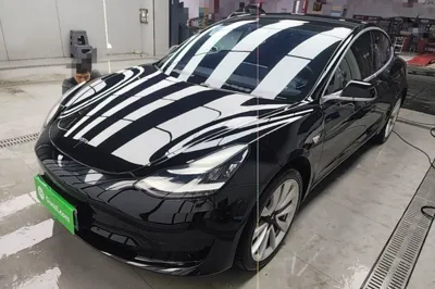 Tesla Model 3 · 2020 год