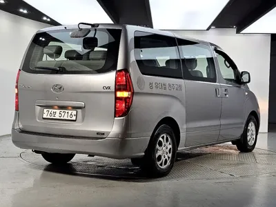 Hyundai Starex 2011, 56508 км, за 3633.88 USD