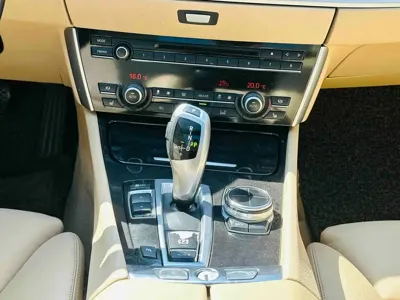 BMW 5 Series GT 2013, 130000 км, за 6989.27 USD - фото 16