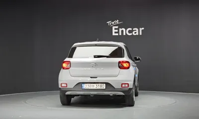 Hyundai Venue 2022, 31254 км, за 10921.14 USD