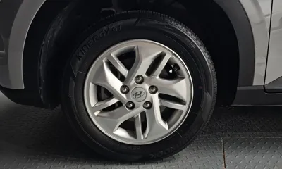 Hyundai Venue 2022, 31254 км, за 10921.14 USD