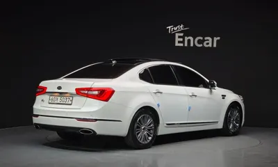 Kia K7 2015, 157723 км, за 4030.42 USD
