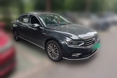 Volkswagen Magotan 2020, 43099 км, за 15597 USD