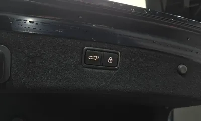 Genesis G80 2018, 142512 км, за 10371.54 USD - фото 20