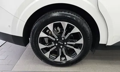 Kia Canival 2023, 38676 км, за 19869.72 USD