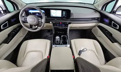 Kia Canival 2023, 38676 км, за 19869.72 USD - фото 7